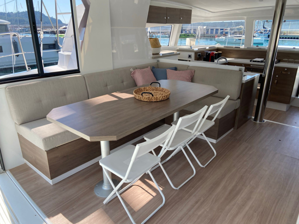 Yacht CATANA - Bali 4.2 "aMare"