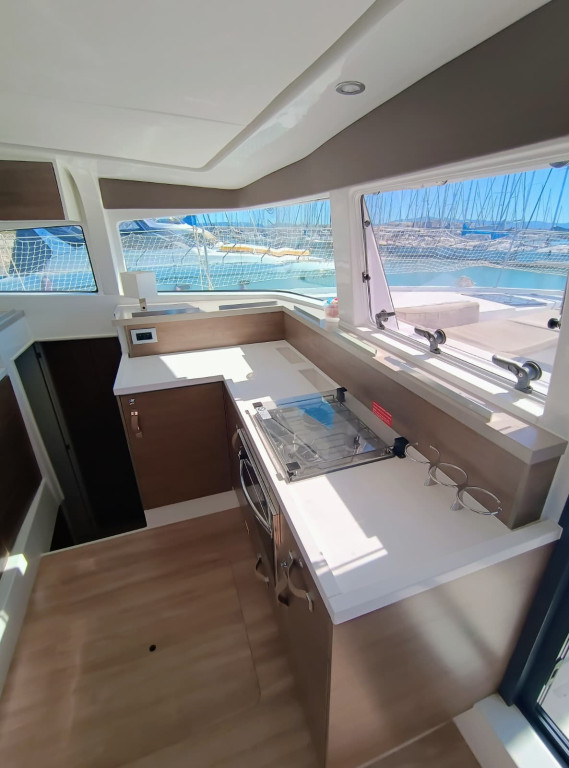 Yacht CATANA - Bali 4.2 "Beta"