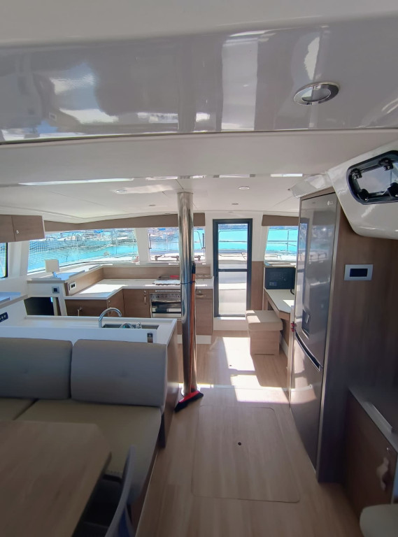 Yacht CATANA - Bali 4.2 "Beta"