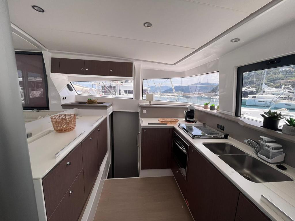 Yacht CATANA - Bali 4.3 "Aqua"