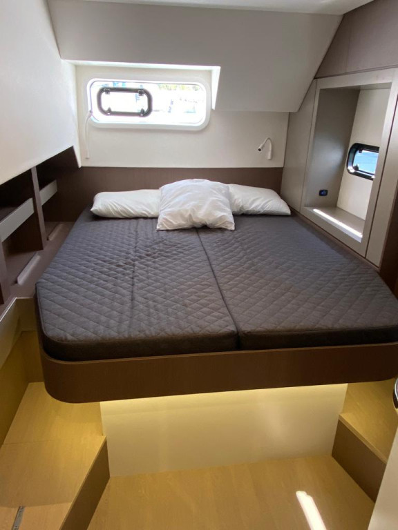 Yacht CATANA - Bali 4.6 "Nadir"