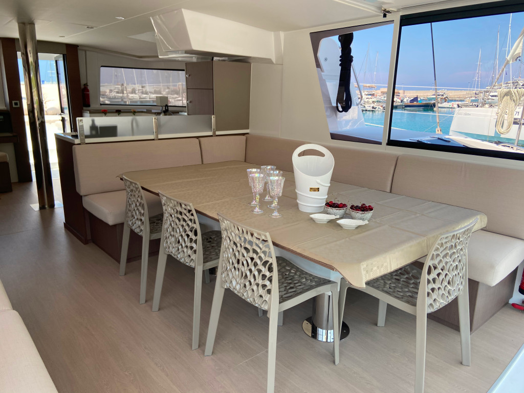 Yacht CATANA - Bali 4.8 "Anna"