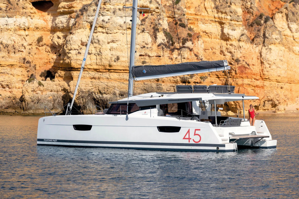 Yacht FOUNTAINE PAJOT - Elba 45 "Blu Dolphin"