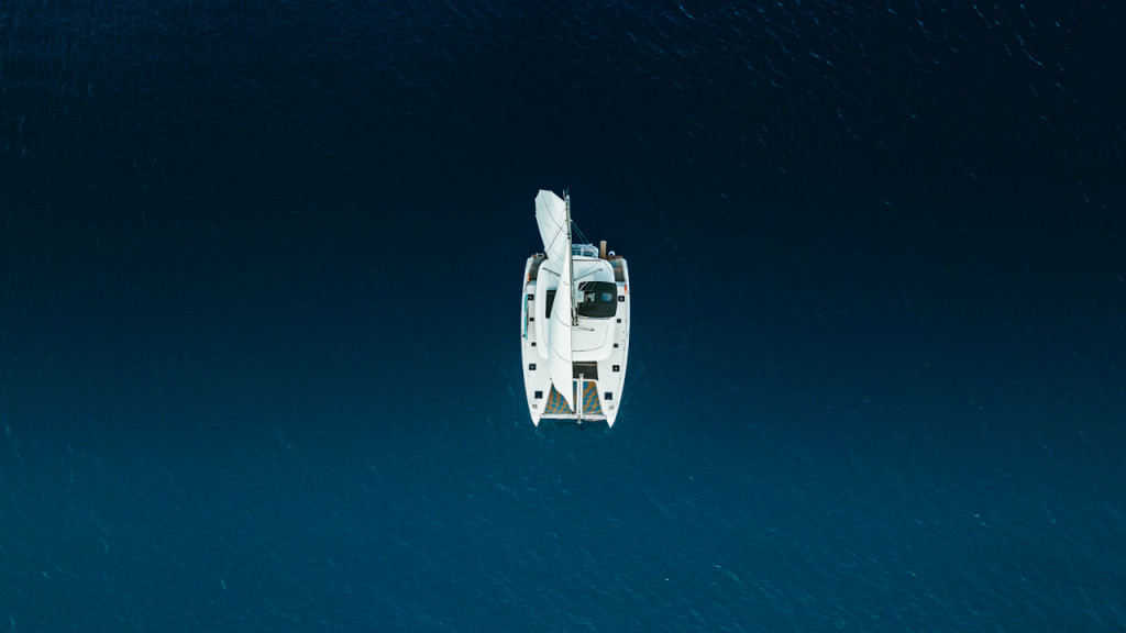 Yacht LAGOON - 42 "IO"