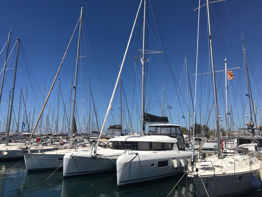 Yacht LAGOON - 42 "Petalida"