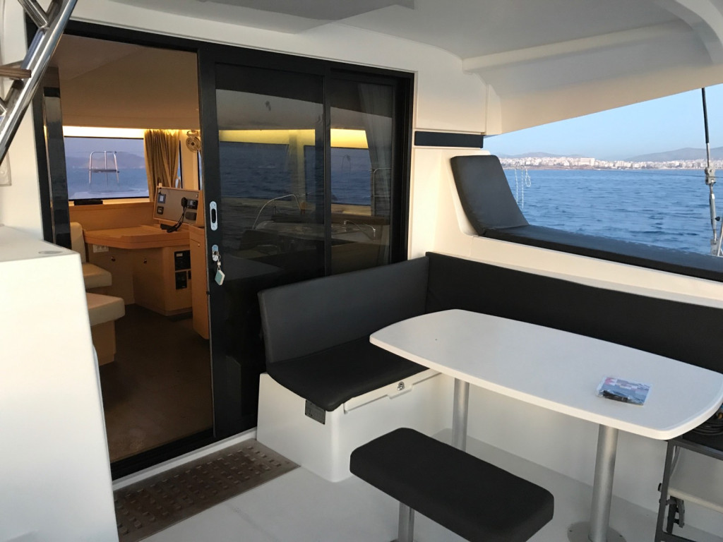 Yacht LAGOON - 42 "Petalida"