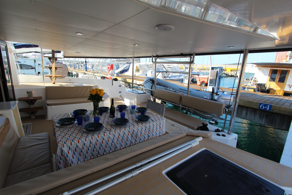 Yacht DUFOUR - 48 Catamaran "Amelie"