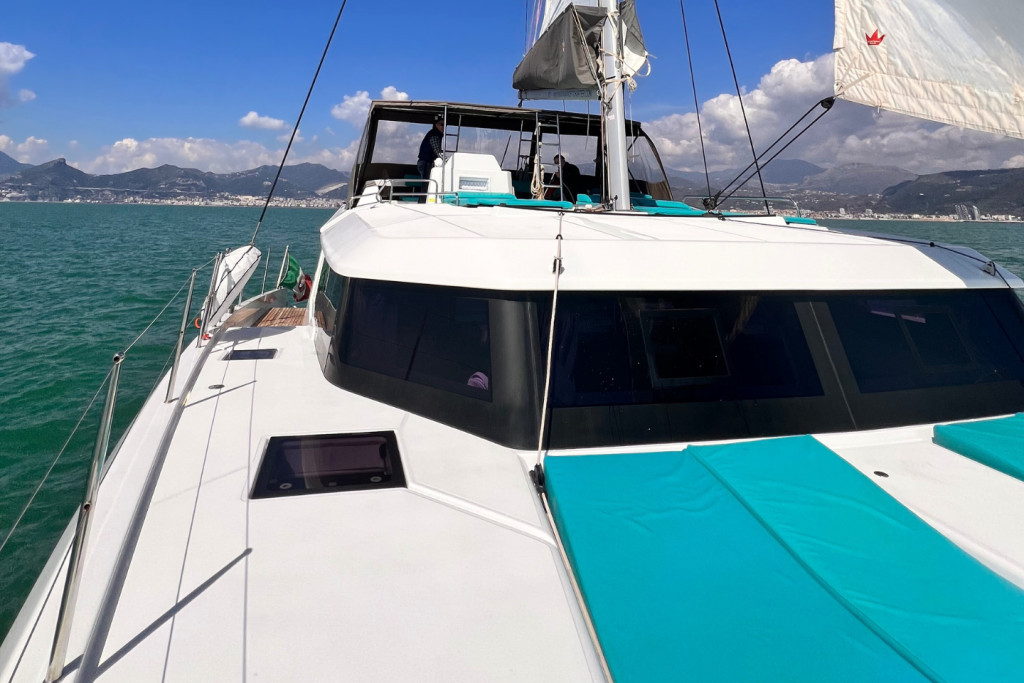 Yacht DUFOUR - 48 Catamaran "Futura"