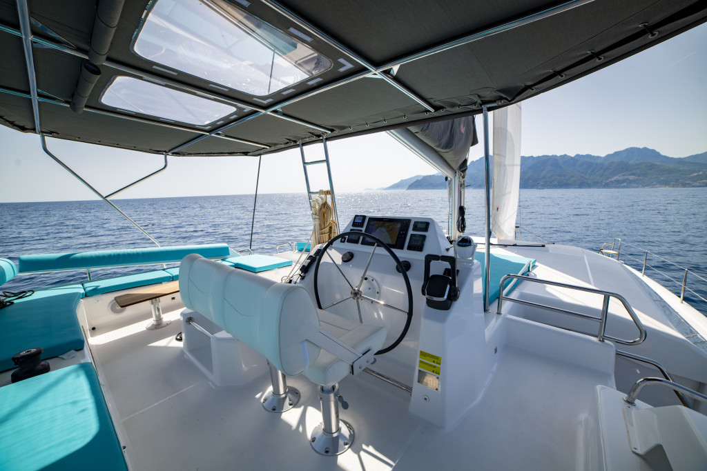 Yacht DUFOUR - 48 Catamaran "Inrada"