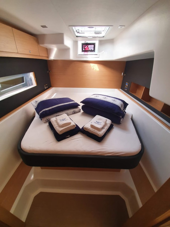 Yacht DUFOUR - 48 Catamaran "Olga"