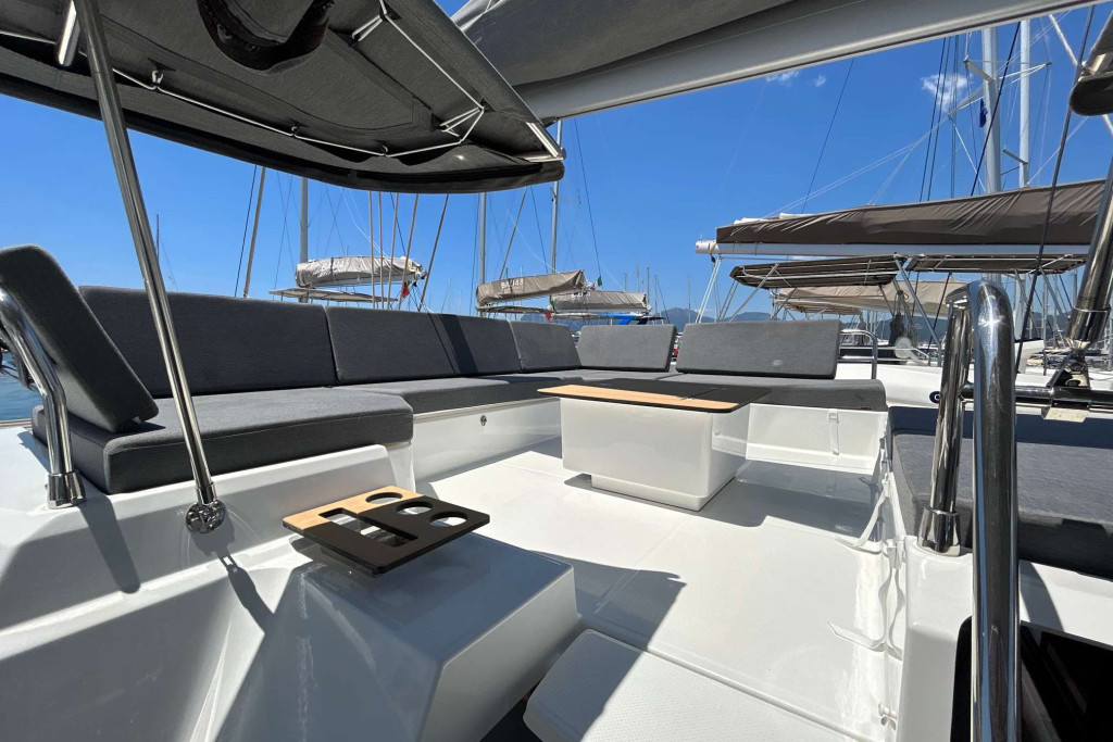 Yacht FOUNTAINE PAJOT - Elba 45 "Krug"