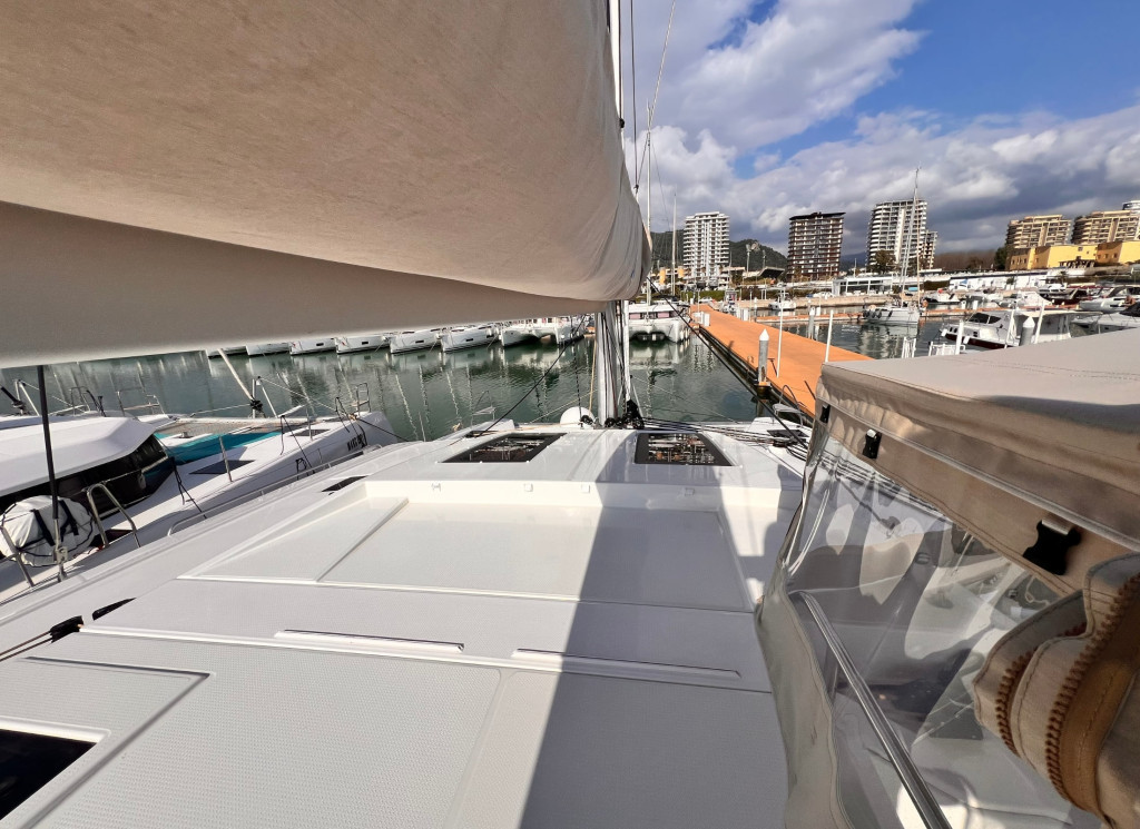Yacht FOUNTAINE PAJOT - Elba 45 "Nami"