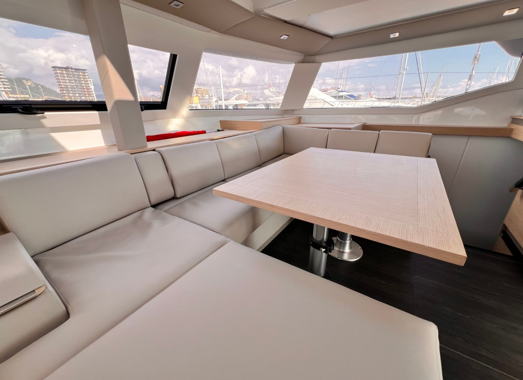 Yacht FOUNTAINE PAJOT - Elba 45 "Nami"