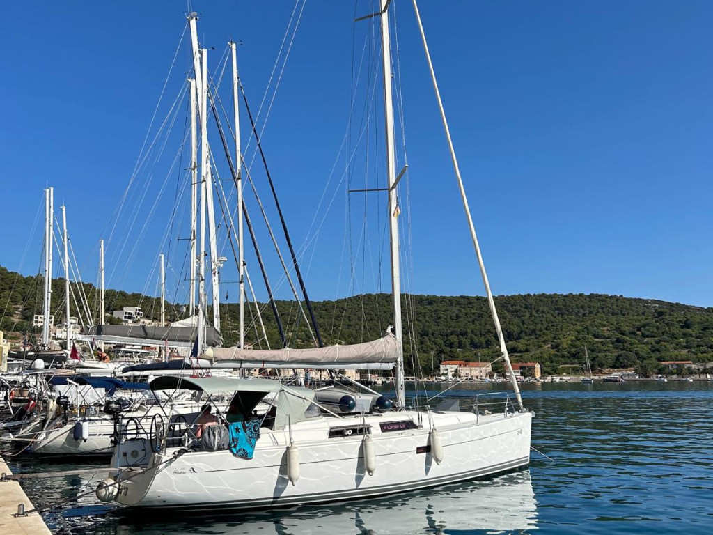 Yacht HANSE - 400 "Mara"