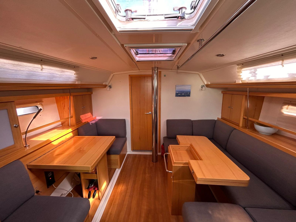 Yacht HANSE - 400 "Mara"