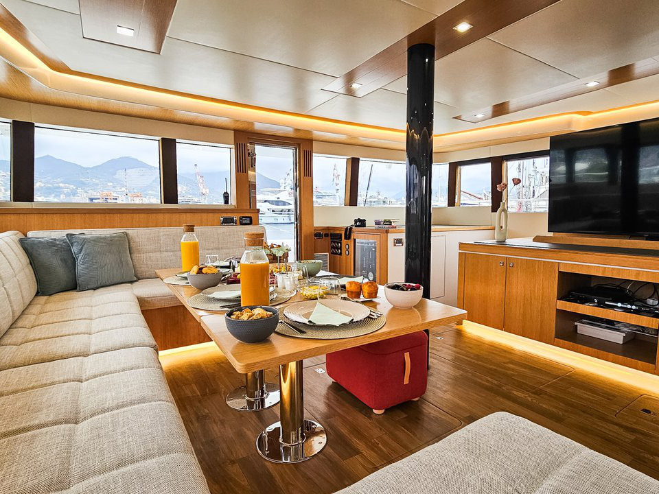 Yacht MAZARIN YACHTS - Mazarin 55 "October"