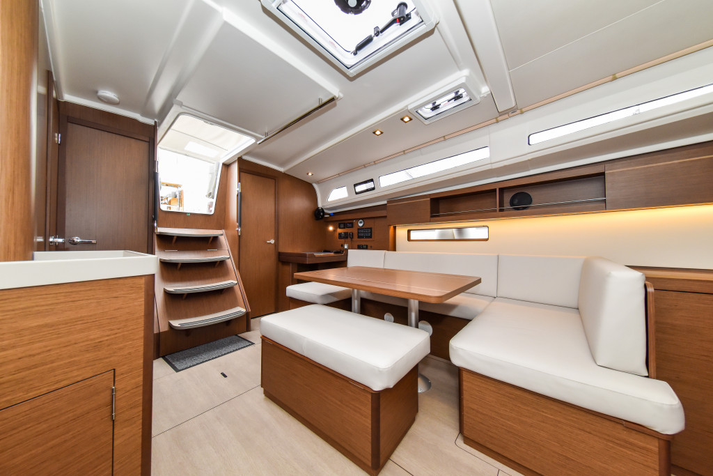 Yacht BENETEAU - Oceanis 40.1 "Eylin"