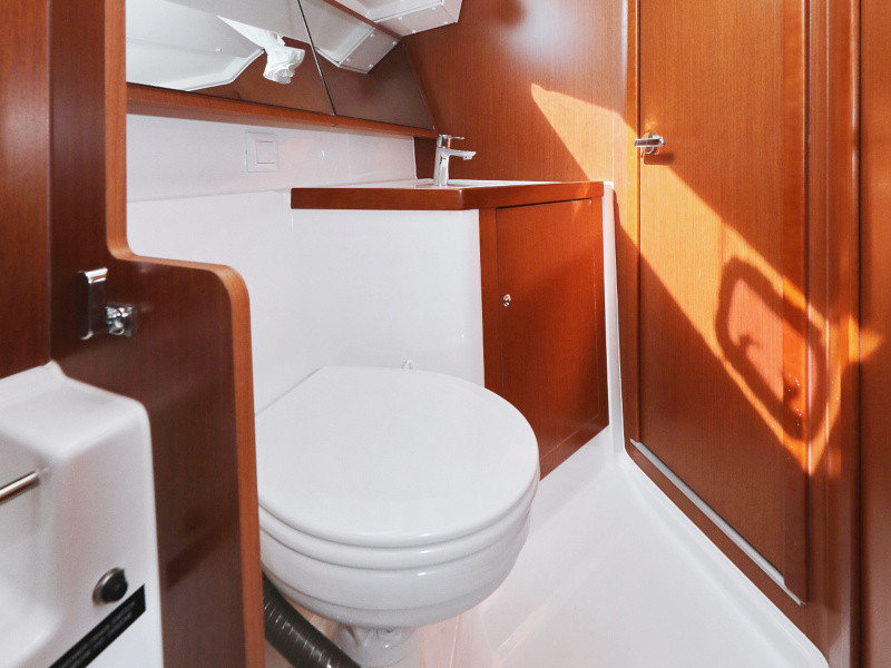 Yacht BENETEAU - Oceanis 41.1 "Seven"