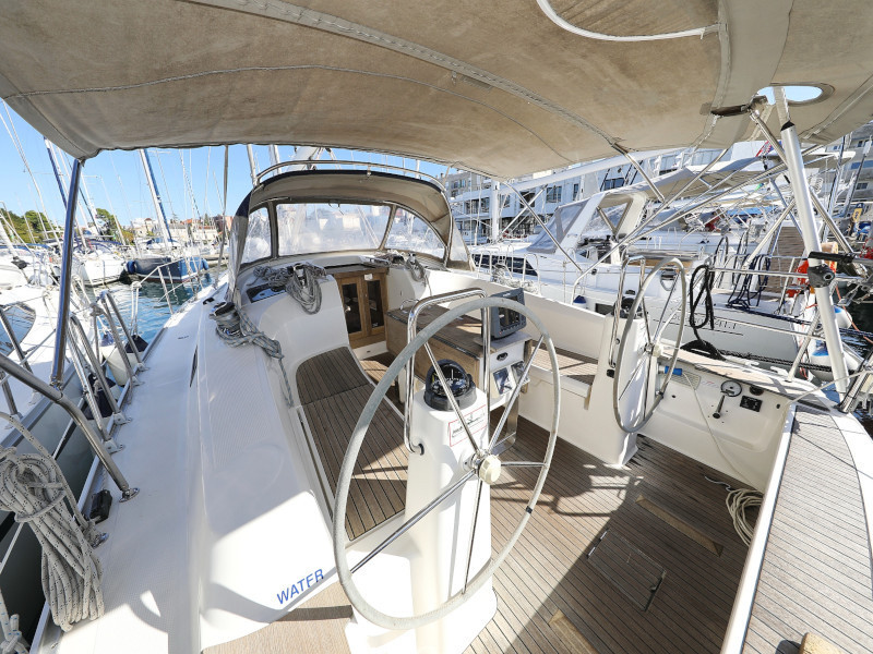 Yacht BAVARIA - Cruiser 40 "Pia M"