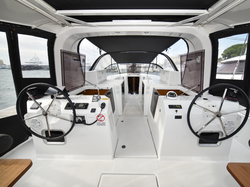 Yacht JEANNEAU - Sun Loft 47 "New Horizonts"