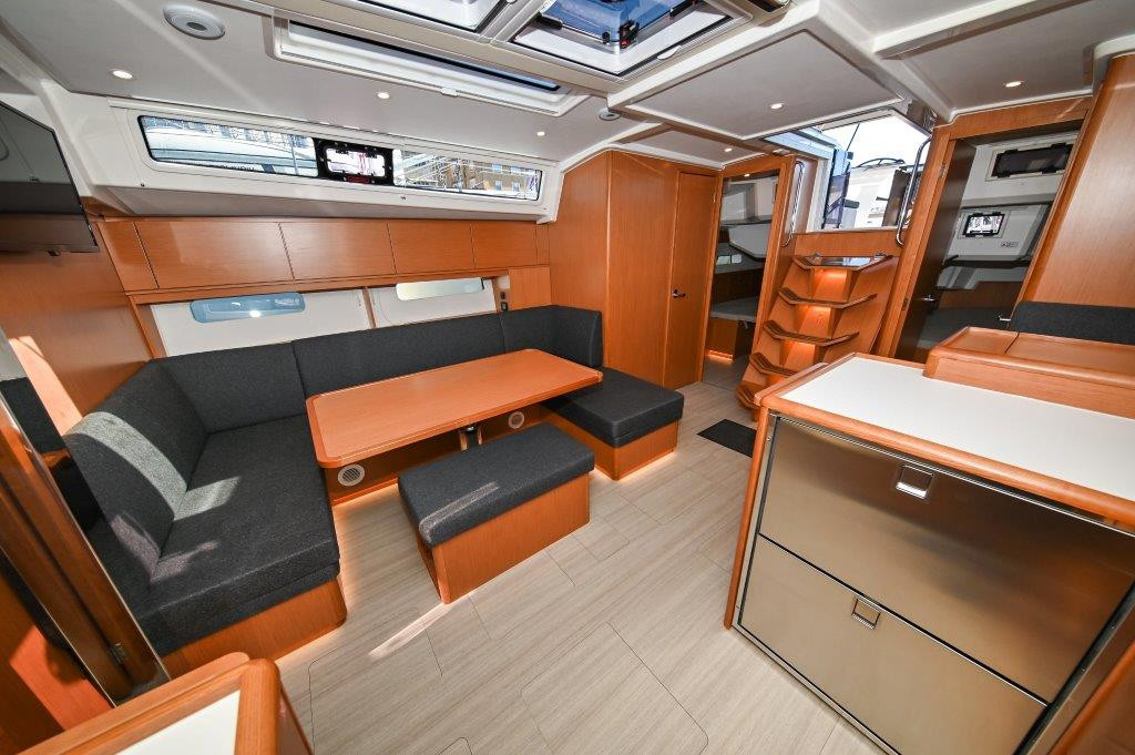 Yacht BAVARIA - C46 "Bosun"