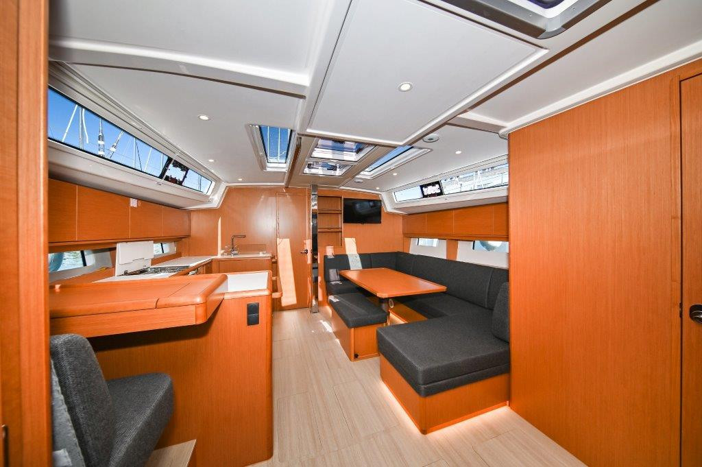 Yacht BAVARIA - C46 "Bosun"