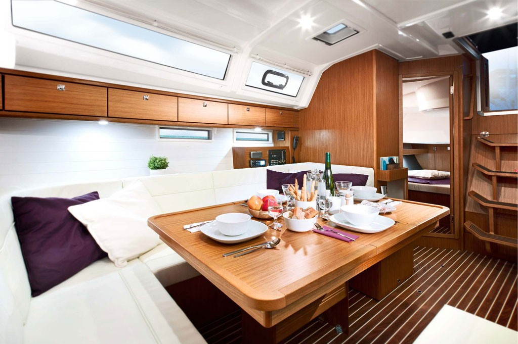 Yacht BAVARIA - Cruiser 46 "Jameson II"
