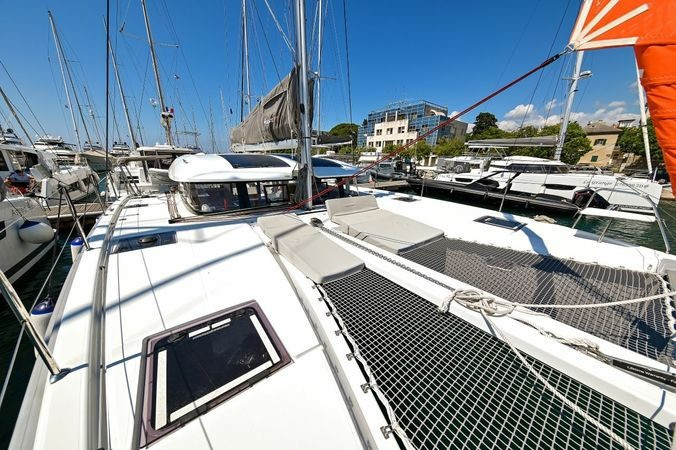 Yacht EXCESS-CATAMARANS - 11 "Island Blue V"