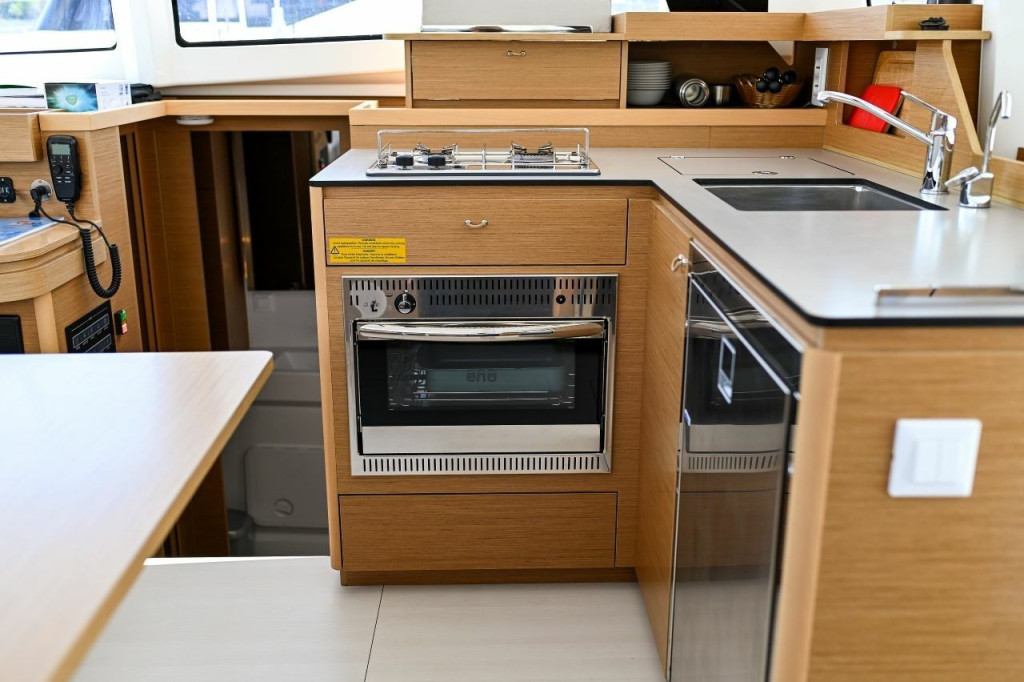 Yacht EXCESS-CATAMARANS - 11 "Island Blue V"