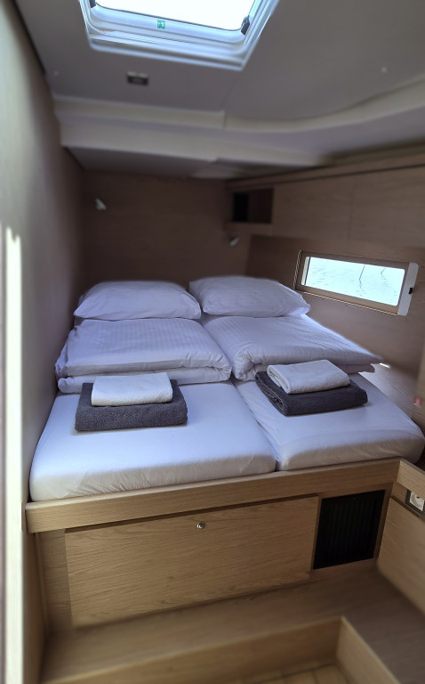 Yacht BENETEAU - Oceanis 51.1 "Avocado"