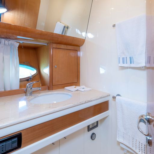 Yacht UNIESSE MARINE - Uniesse 55 "C&A"