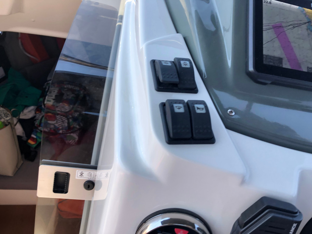 Yacht KARNIC POWERBOATS - Karnic SL 702 "Meliti"