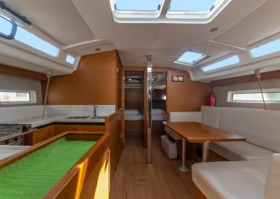 Yacht JEANNEAU - Sun Odyssey 440 "Ecume"