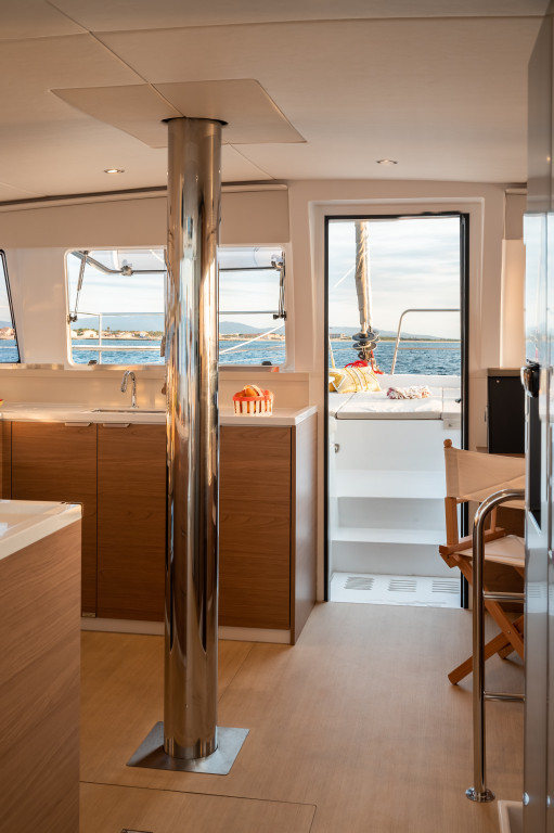 Yacht CATANA - Bali 4.4 "Esmeralda II"