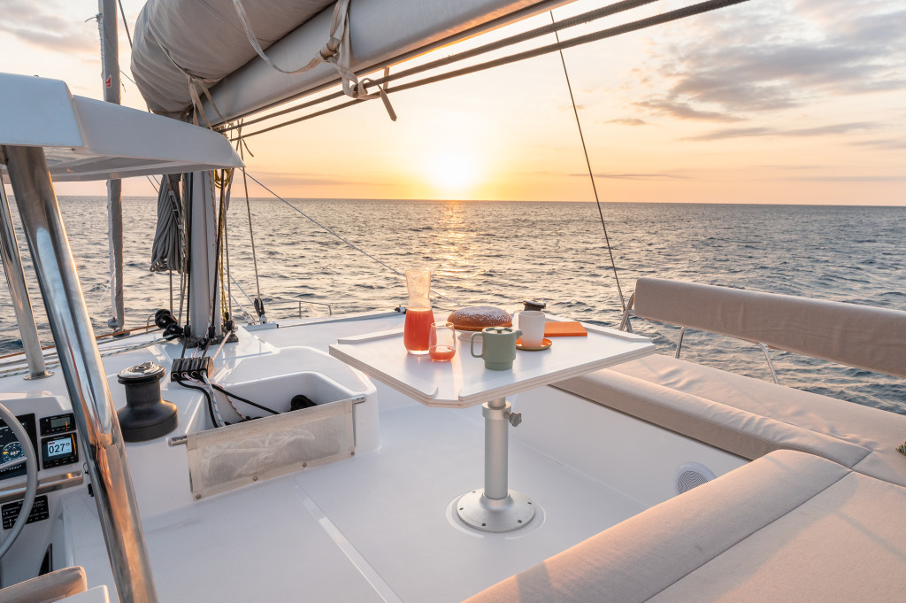 Yacht CATANA - Bali 4.4 "Esmeralda II"