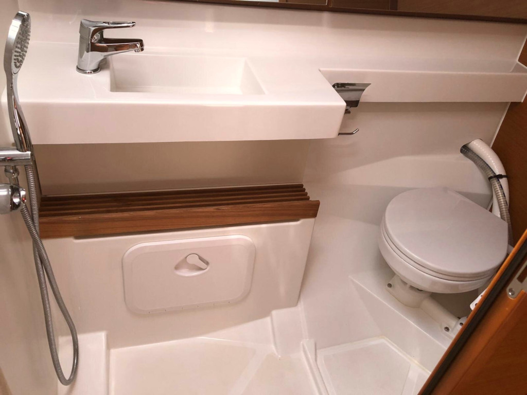 Yacht JEANNEAU - Sun Odyssey 440 "Obi Wan Kenobi"