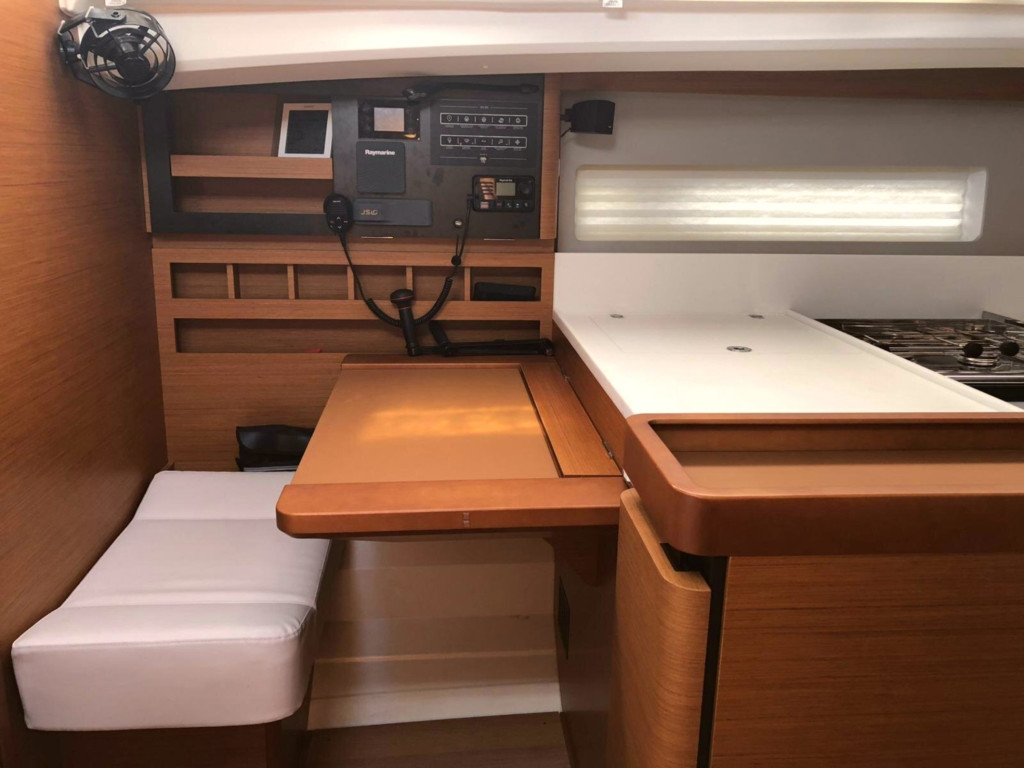 Yacht JEANNEAU - Sun Odyssey 440 "Obi Wan Kenobi"