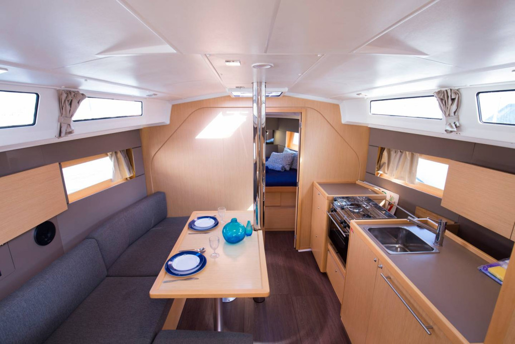 Yacht BENETEAU - Oceanis 38.1 "Vita"