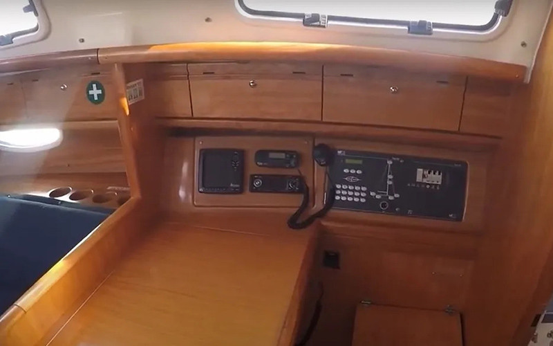 Yacht BAVARIA - 34 Cruiser "Evi"