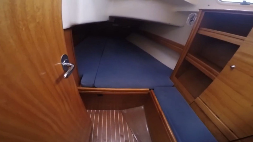 Yacht BAVARIA - 37 Cruiser "Alexandros I"