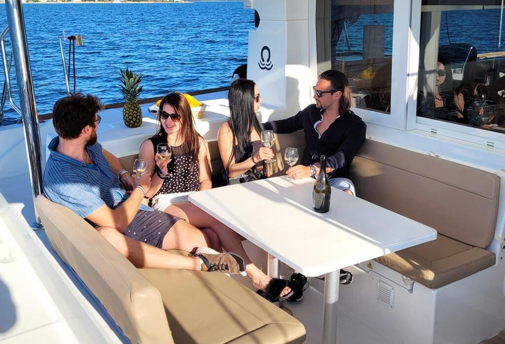 Yacht LAGOON - 39 "Pulpo"