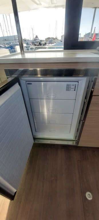 Yacht LAGOON - 46 "Changes"