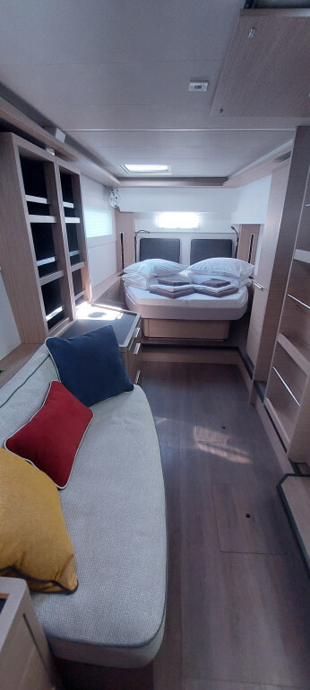 Yacht LAGOON - 46 "Changes"