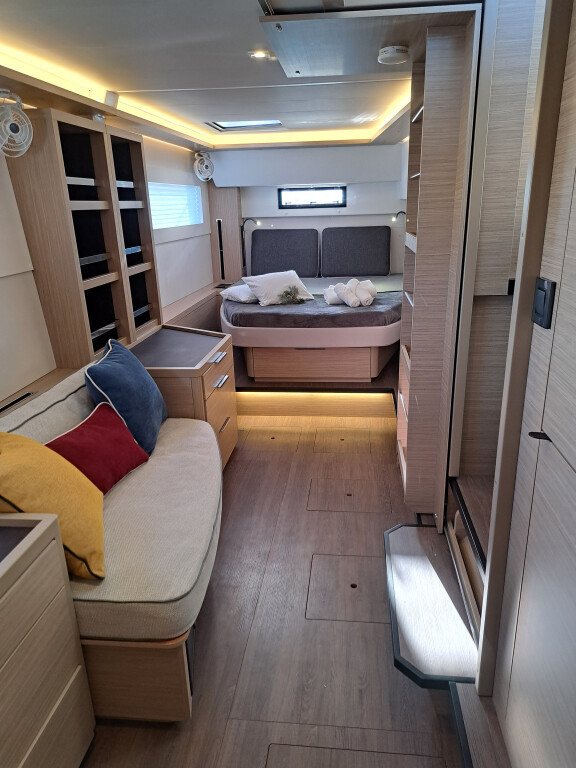 Yacht LAGOON - 46 "Changes"