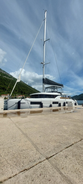 Yacht LAGOON - 46 "Changes"