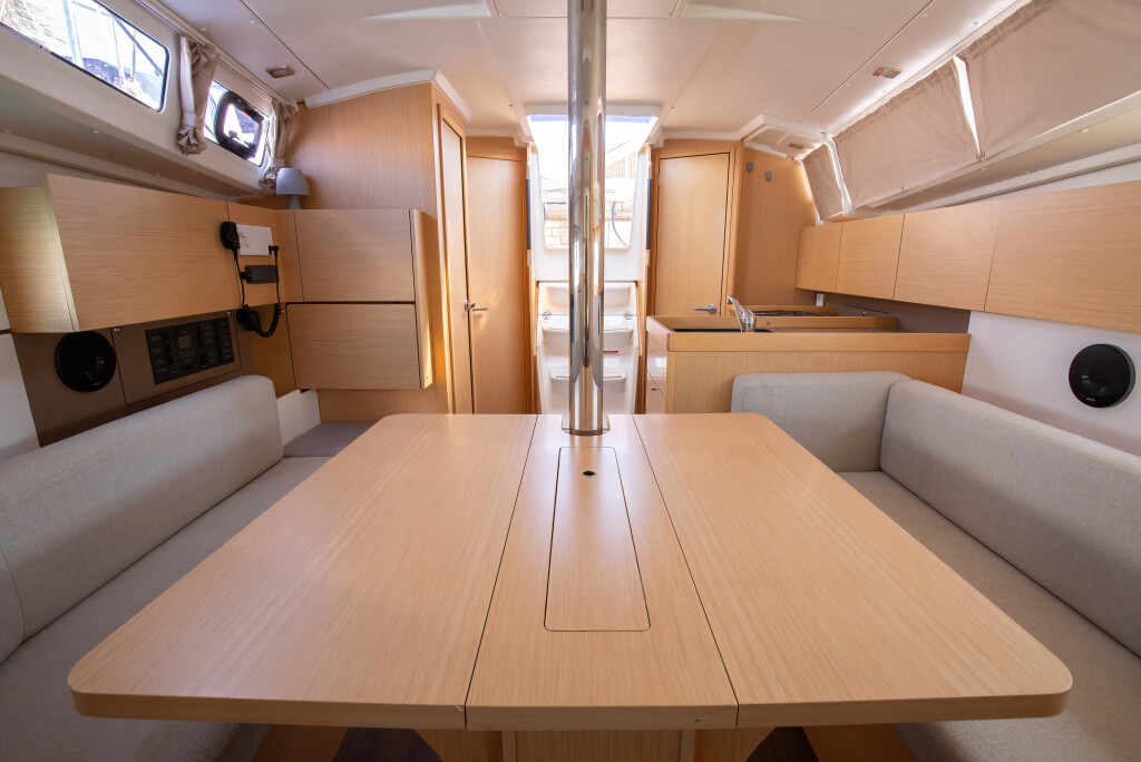 Yacht BENETEAU - Oceanis 35.1 "Levante"