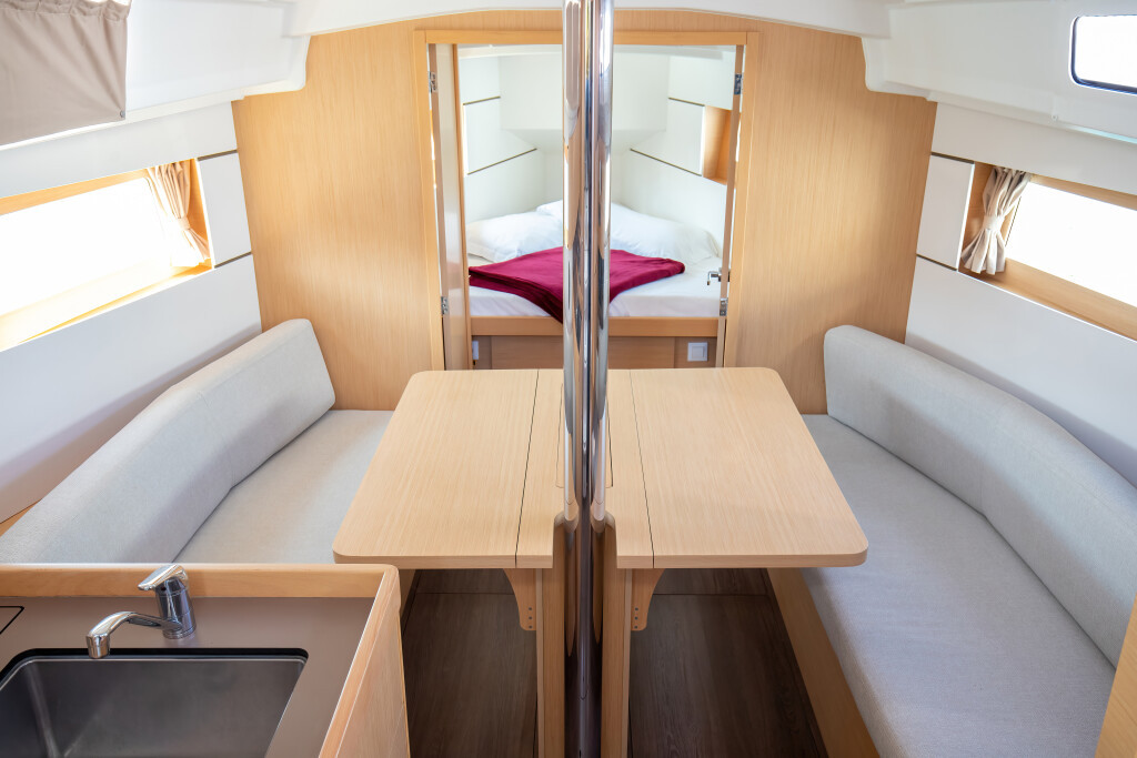 Yacht BENETEAU - Oceanis 35.1 "Levante"