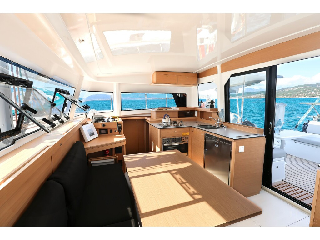 Yacht EXCESS-CATAMARANS - 11 "ADOC"