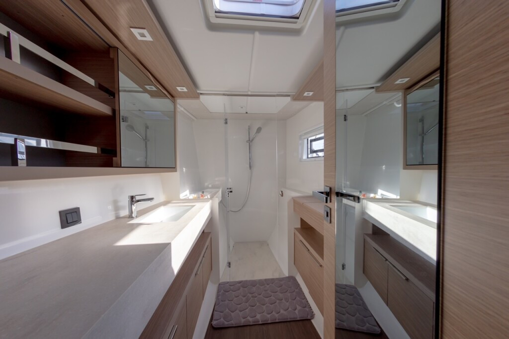 Yacht LAGOON - 46 "Jemale"