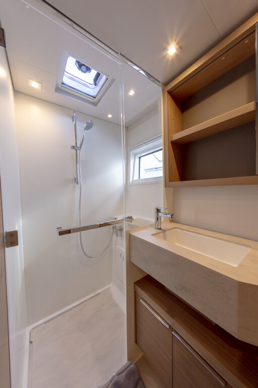 Yacht LAGOON - 46 "Jemale"